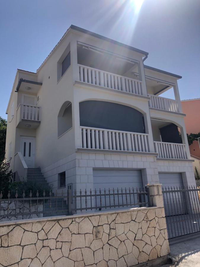Apartments Sandra Rogoznica  Zewnętrze zdjęcie