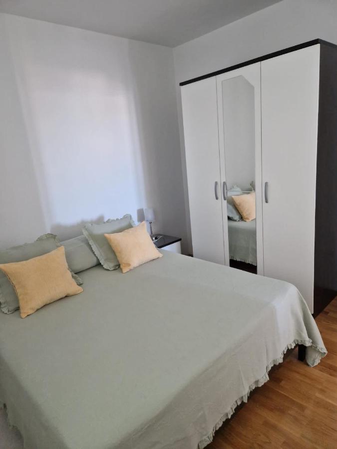 Apartments Sandra Rogoznica  Zewnętrze zdjęcie